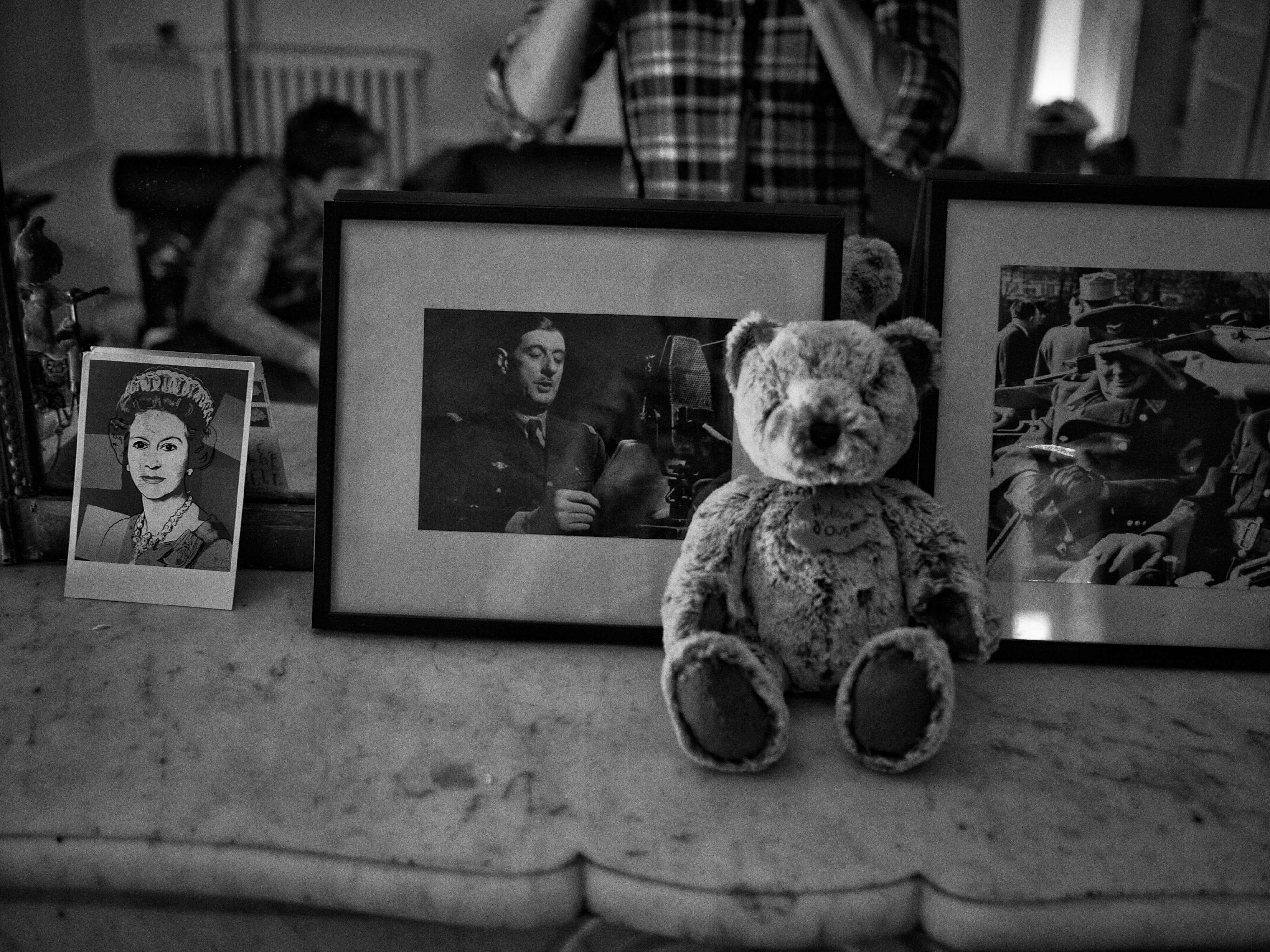 Teddy bear in a Paris flat